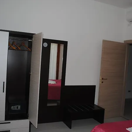Tellus 4*