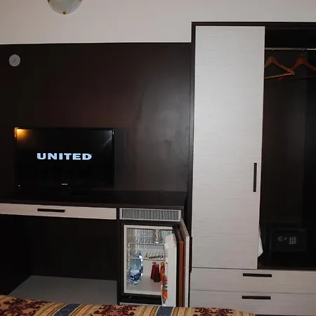 Tellus 4*